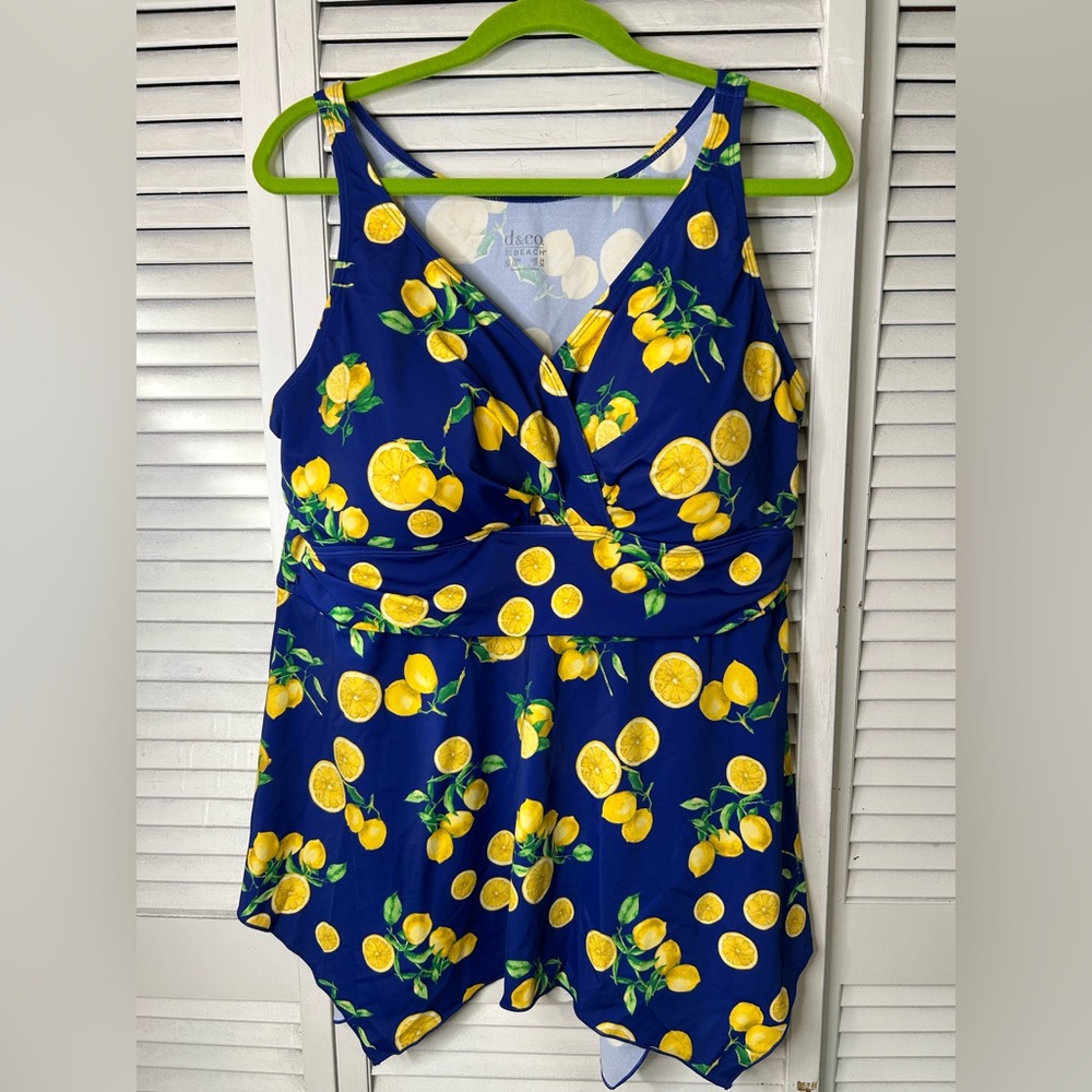 D &. Co. Blue Lemon Print Tankini Size 20‎